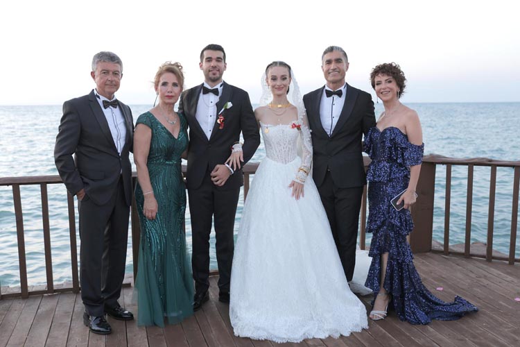 Selin Efe Kirmizioglu B1