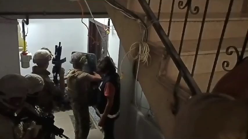 Whatsapp Video 2024 08 15 At 22.08.56.Mp4 Snapshot 00.08.018