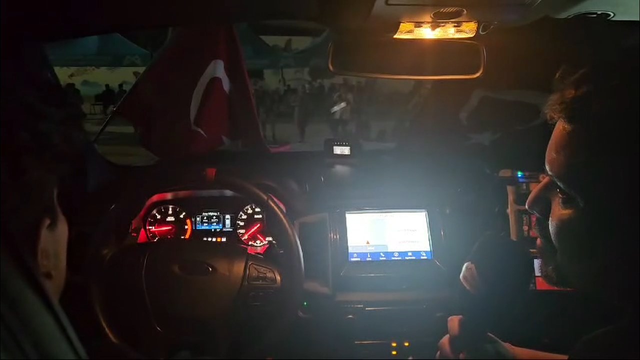 Enis Baris Sonmez Yaris.mp4 Snapshot 00.56.296