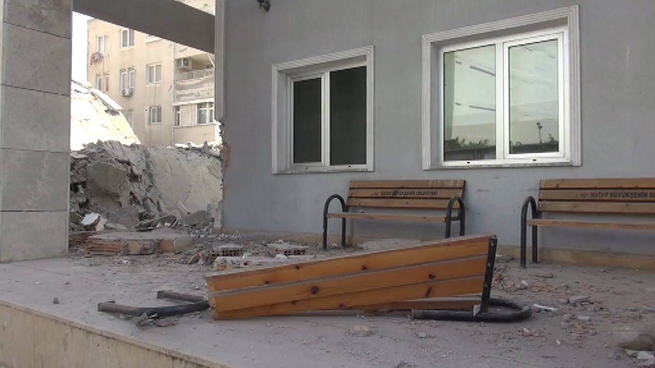 Yıkım Iş Ve Işçi Bulma Kurumu.mp4 Snapshot 00.37.840