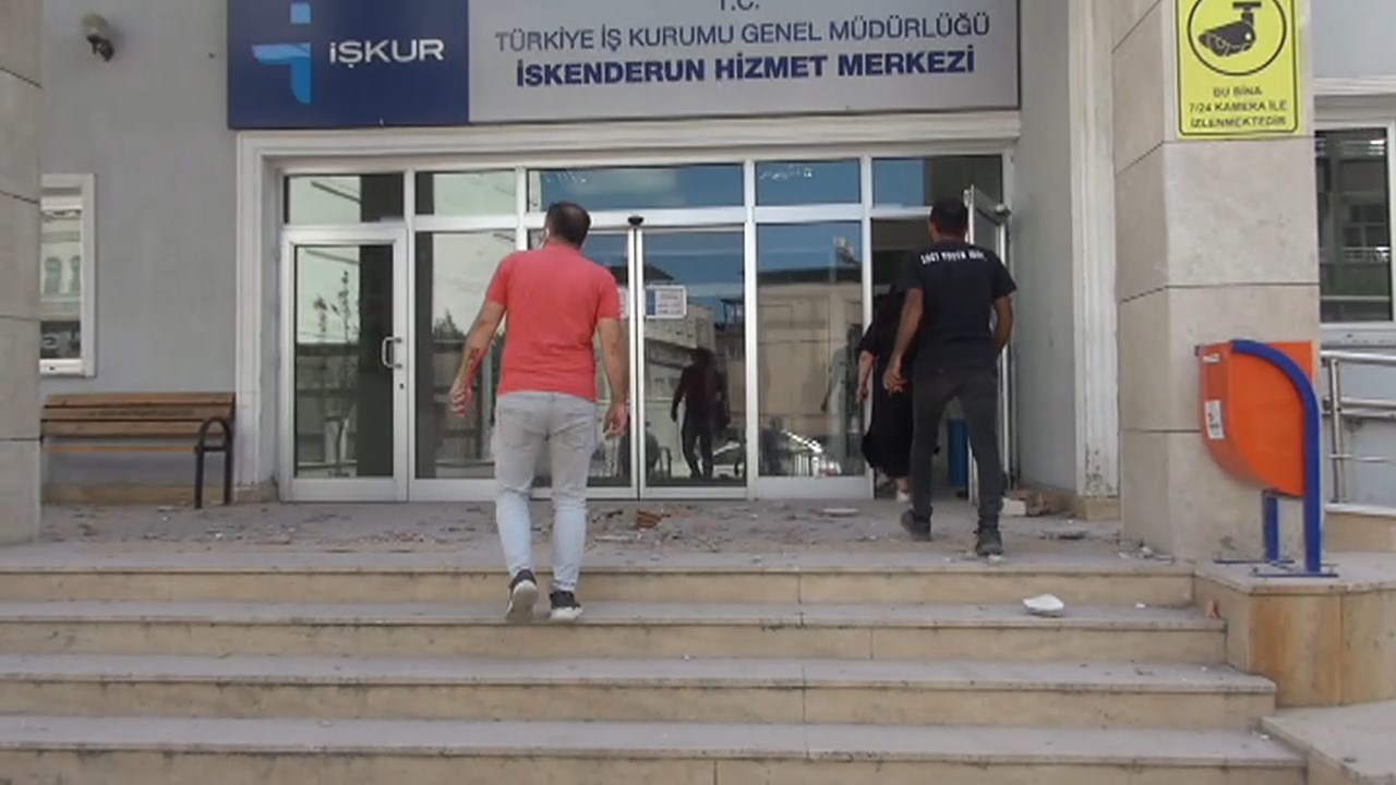 Yıkım Iş Ve Işçi Bulma Kurumu.mp4 Snapshot 01.05.090