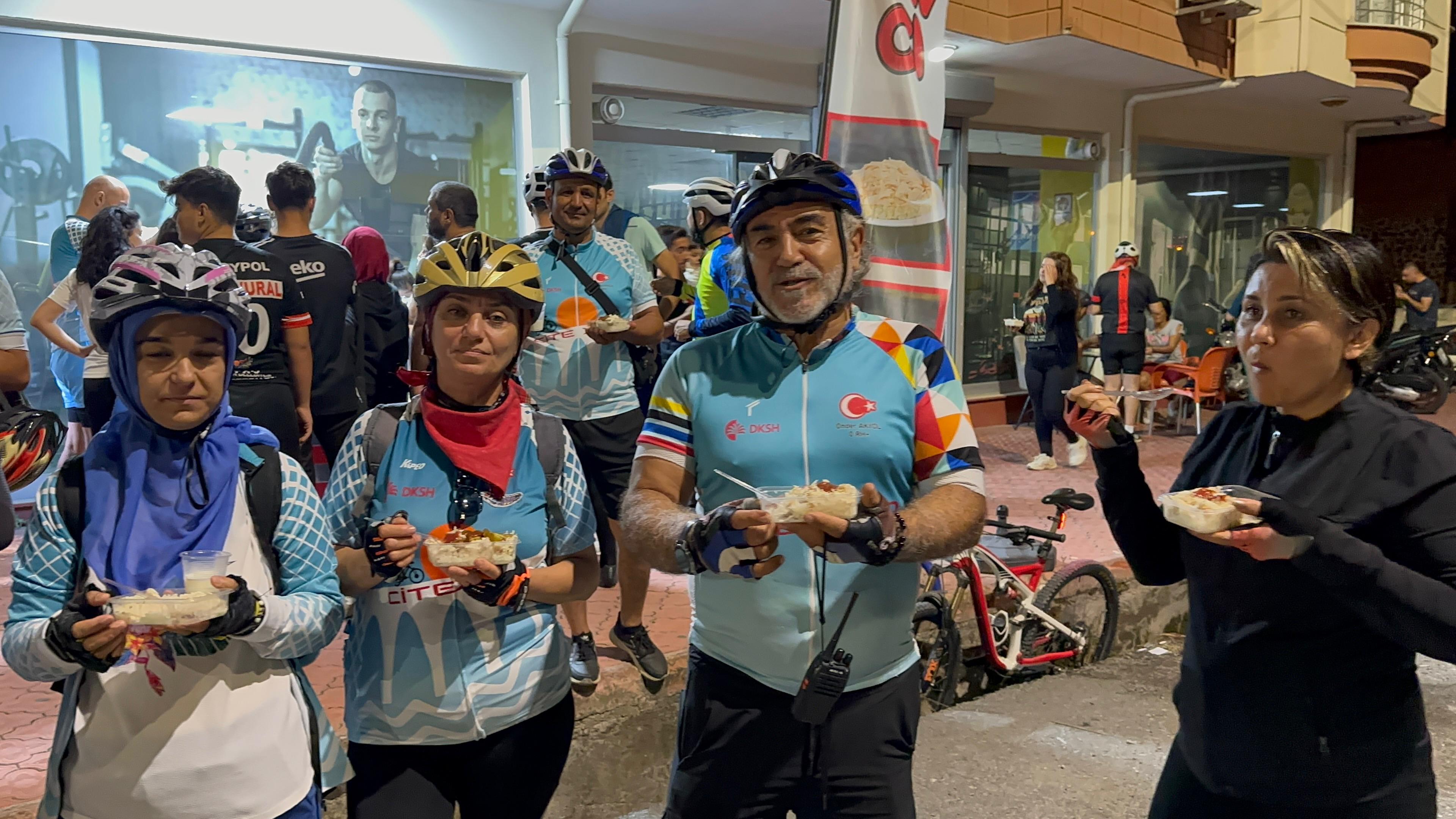 7F35E1C2 7B8D 4Bd9 Bb7F B6Cb57Bc71Fe