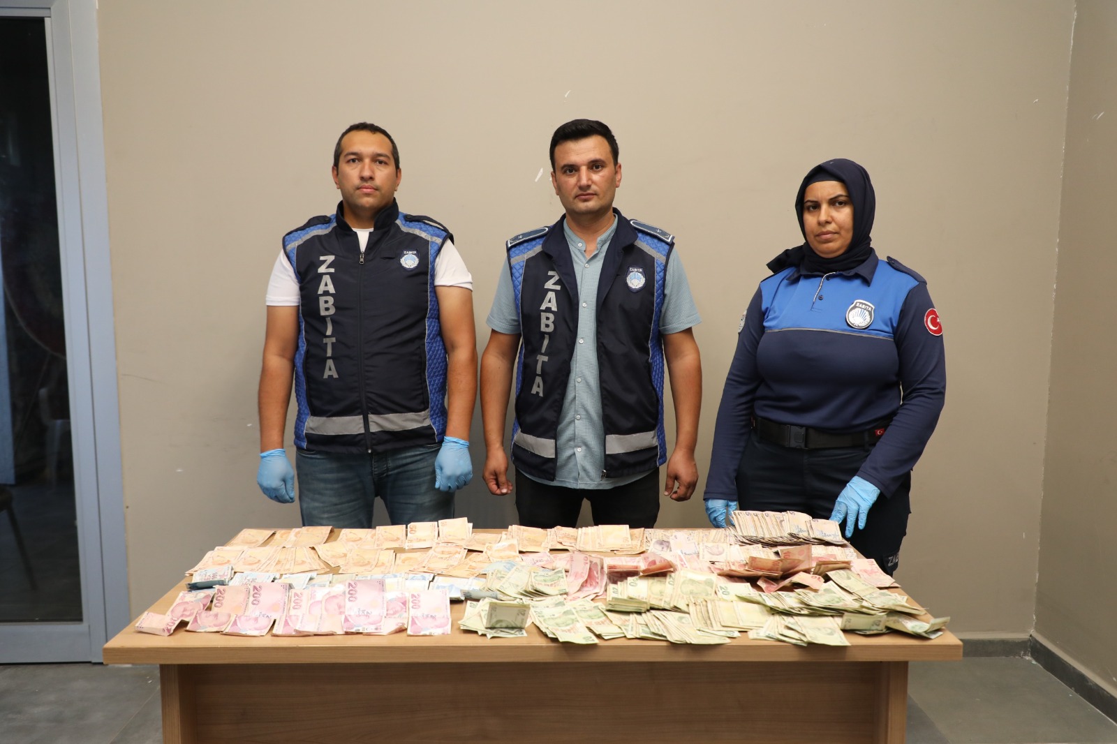 Bf95E015 E6Fd 46C2 B5B3 Bc49C56F67B8