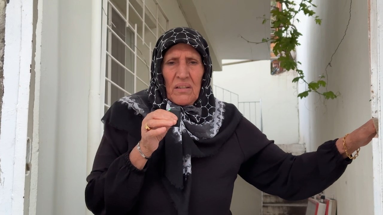 Sokak Lağam Kokuyor.mp4 Snapshot 01.08.278