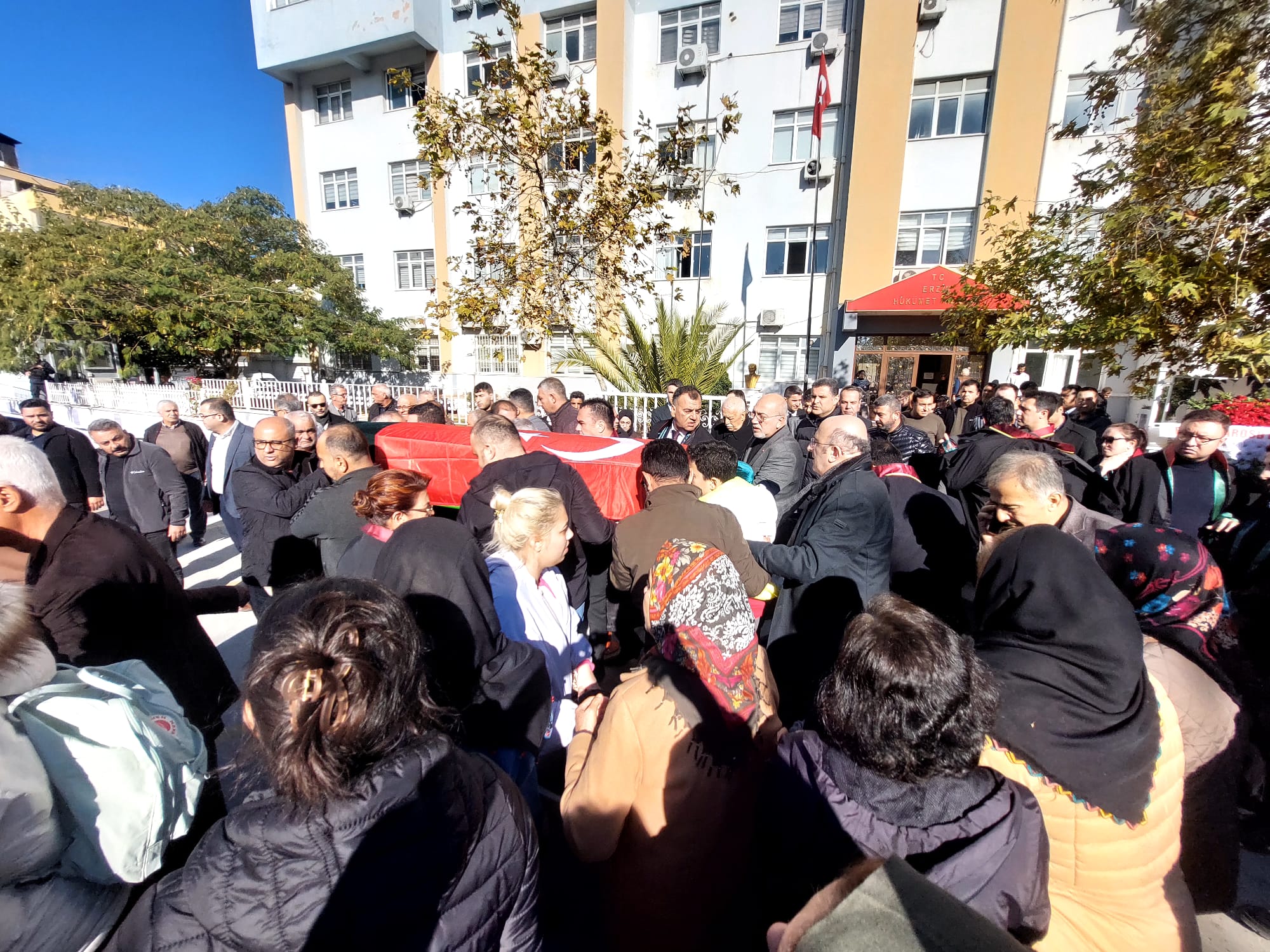 468588792 966364188857291 2224703008175631501 N