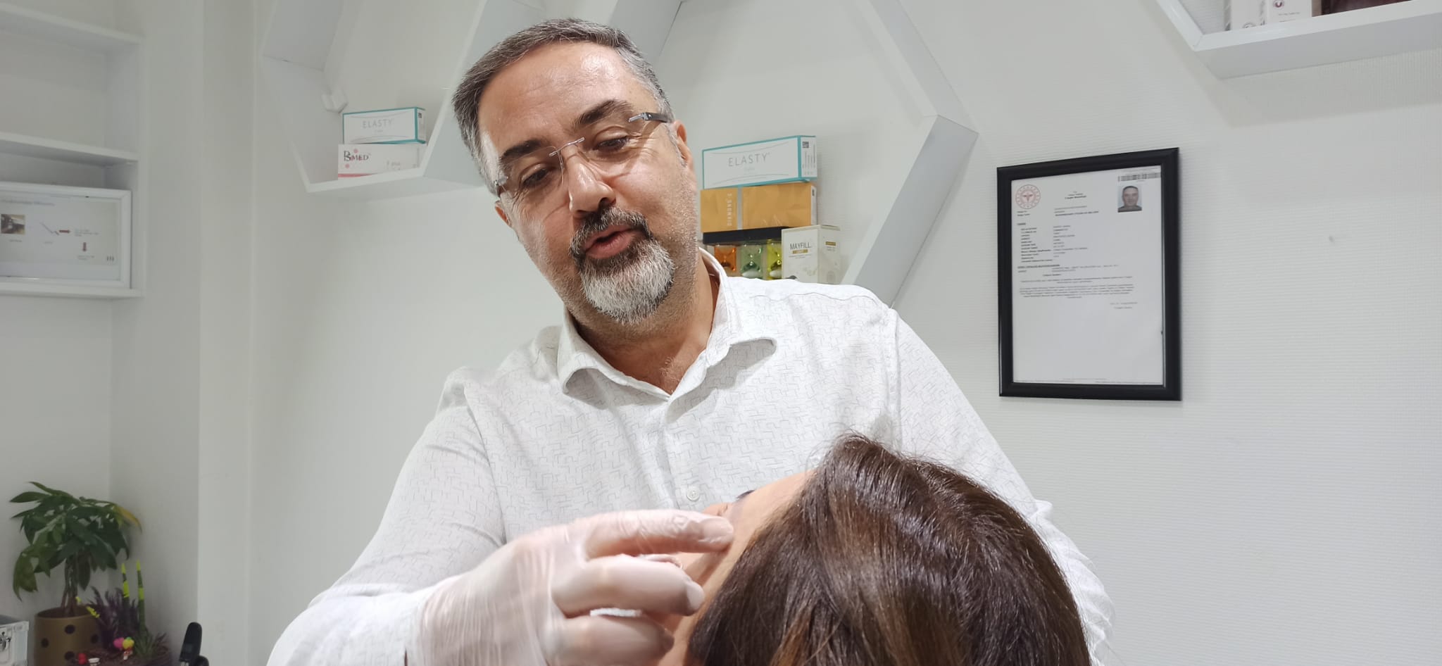 555B5292 8548 4Fb4 9Ba0 D1Ee802E51Ca