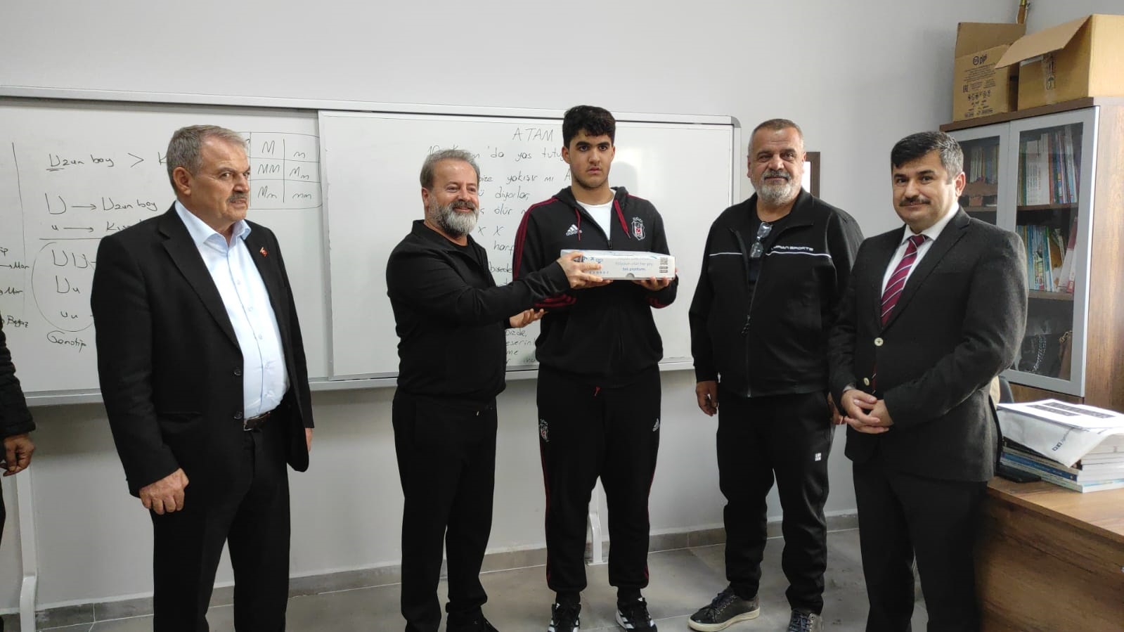 80C17999 F447 4C35 9B97 3063Fa46012B