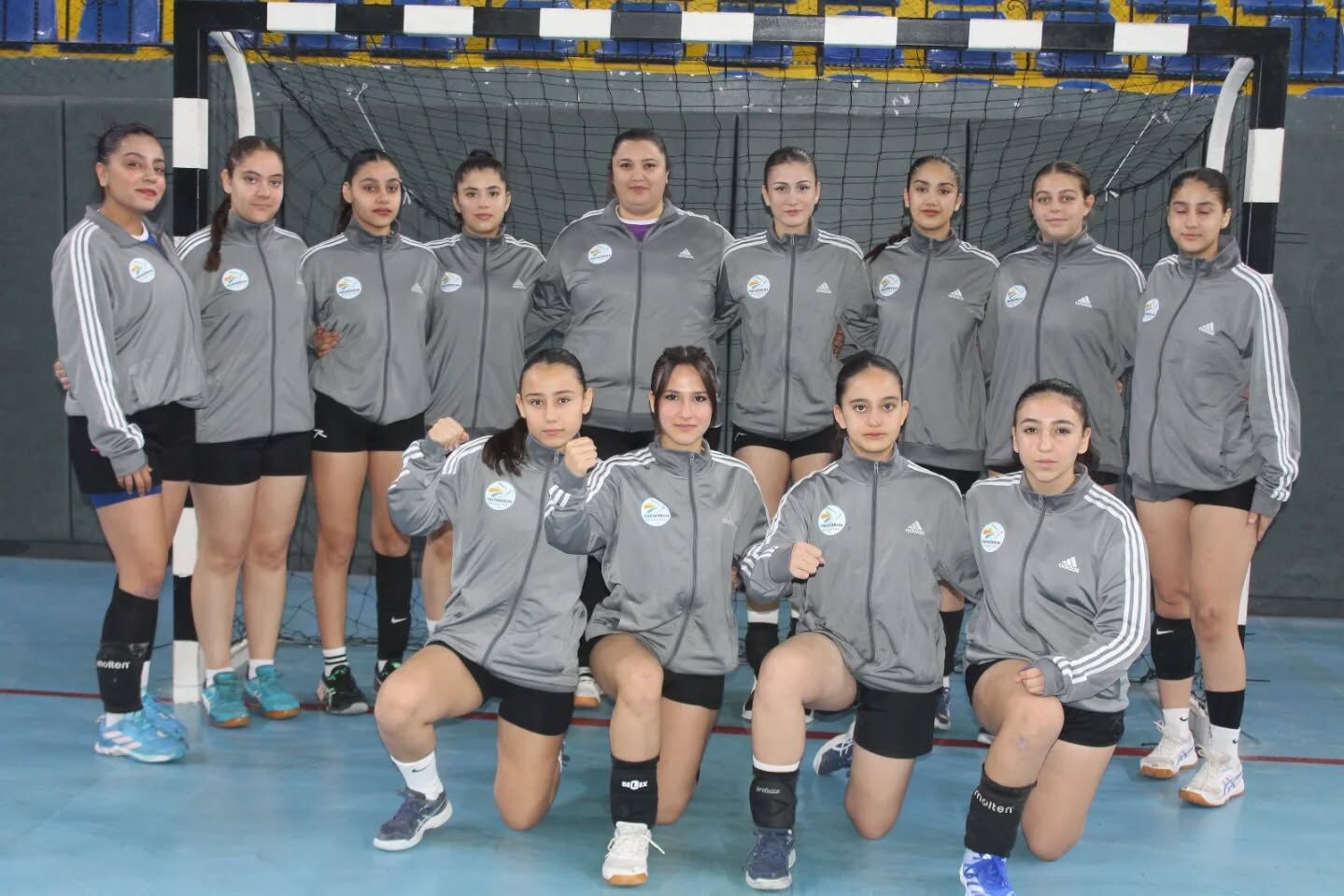 474990357 9387790047908769 3257711818693271681 N