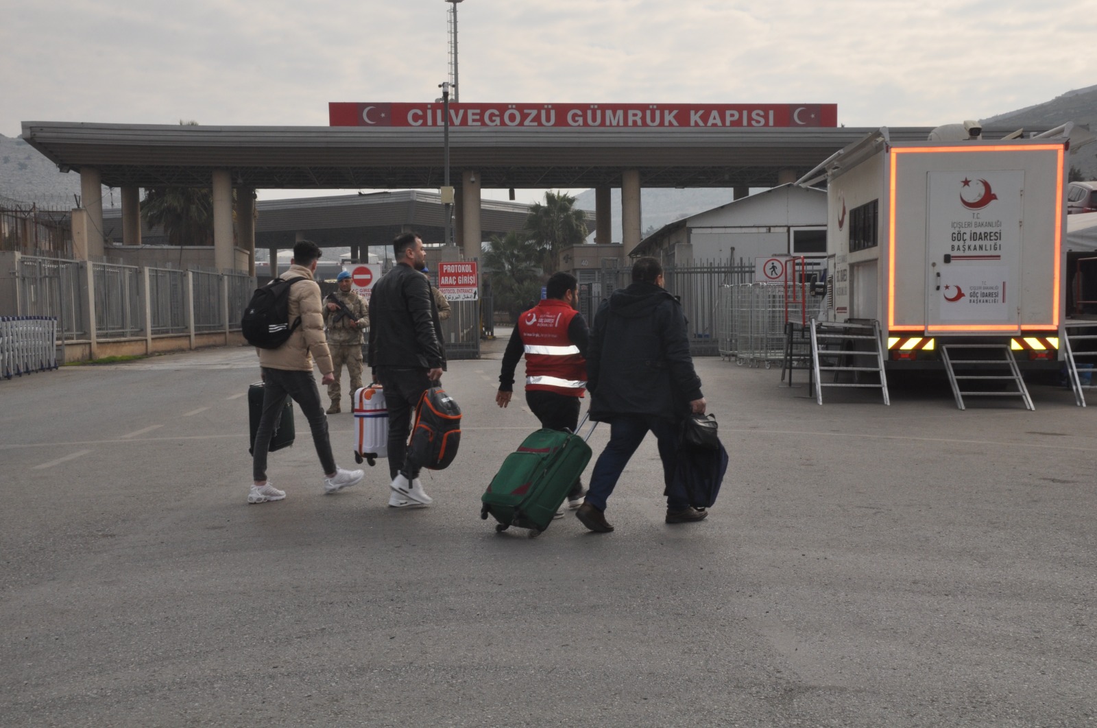 Dba8E385 8F63 4164 B278 490B480Aef61