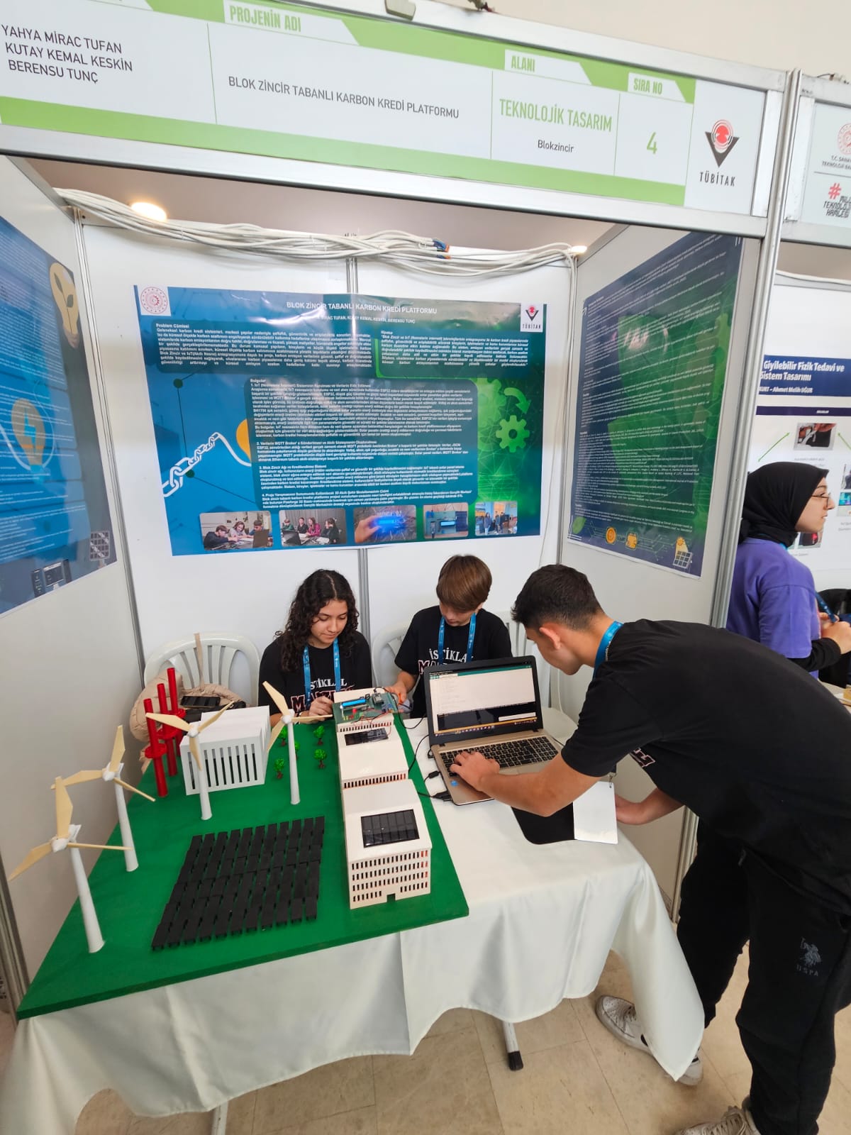 3Cc56172 935B 4Bf1 9763 0A4Cb6Ee16C4