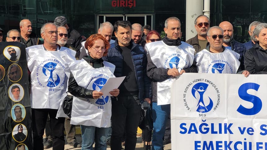 Deprem Olen Saglıkcılar+1