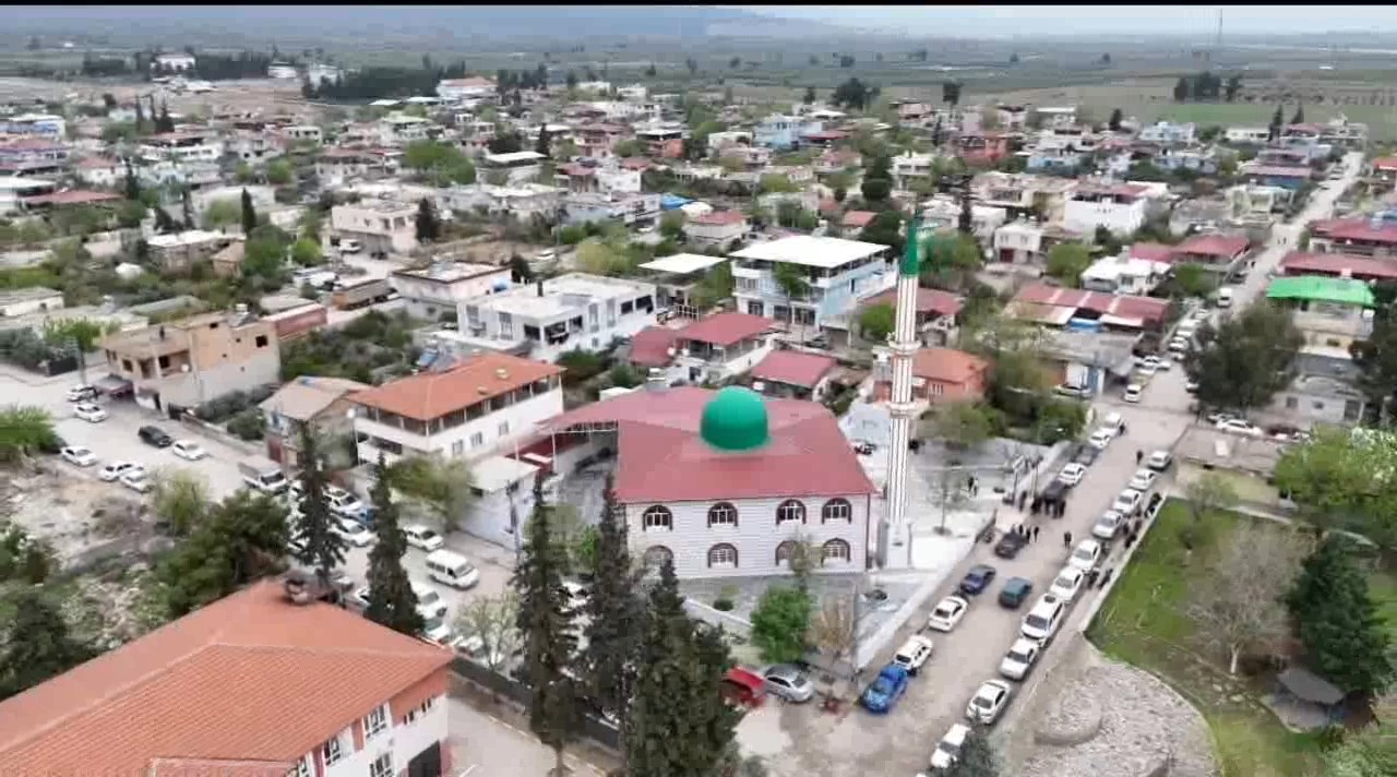 Bayramlasma .Mp4 Snapshot 00.14.287