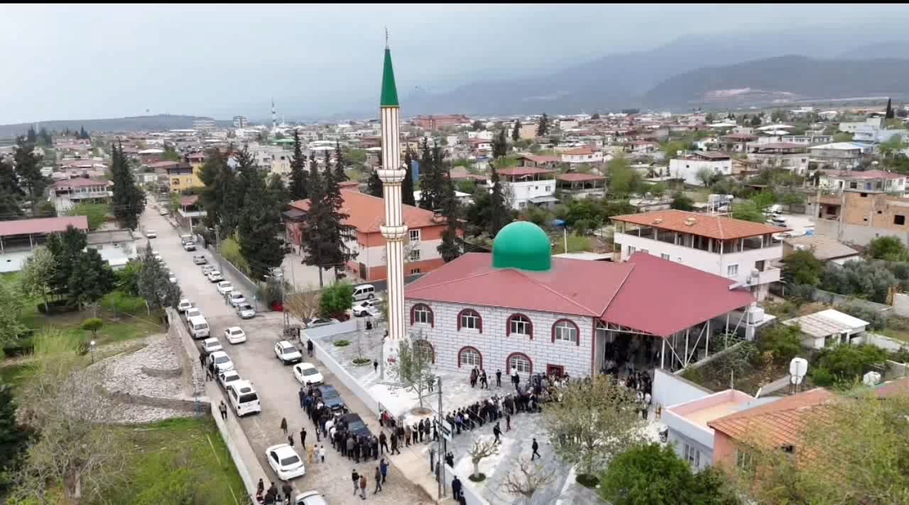Bayramlasma .Mp4 Snapshot 00.31.623