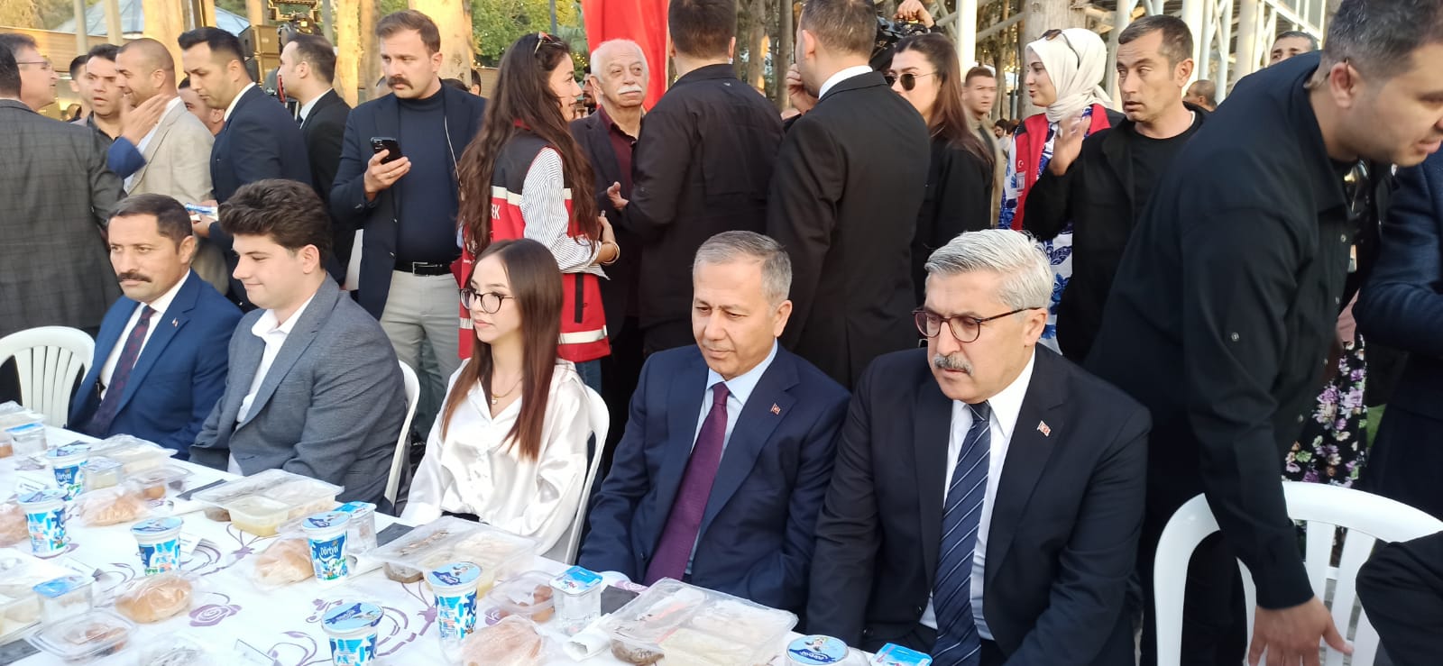 Eed24430 C902 437E 8083 31C237381Ee4