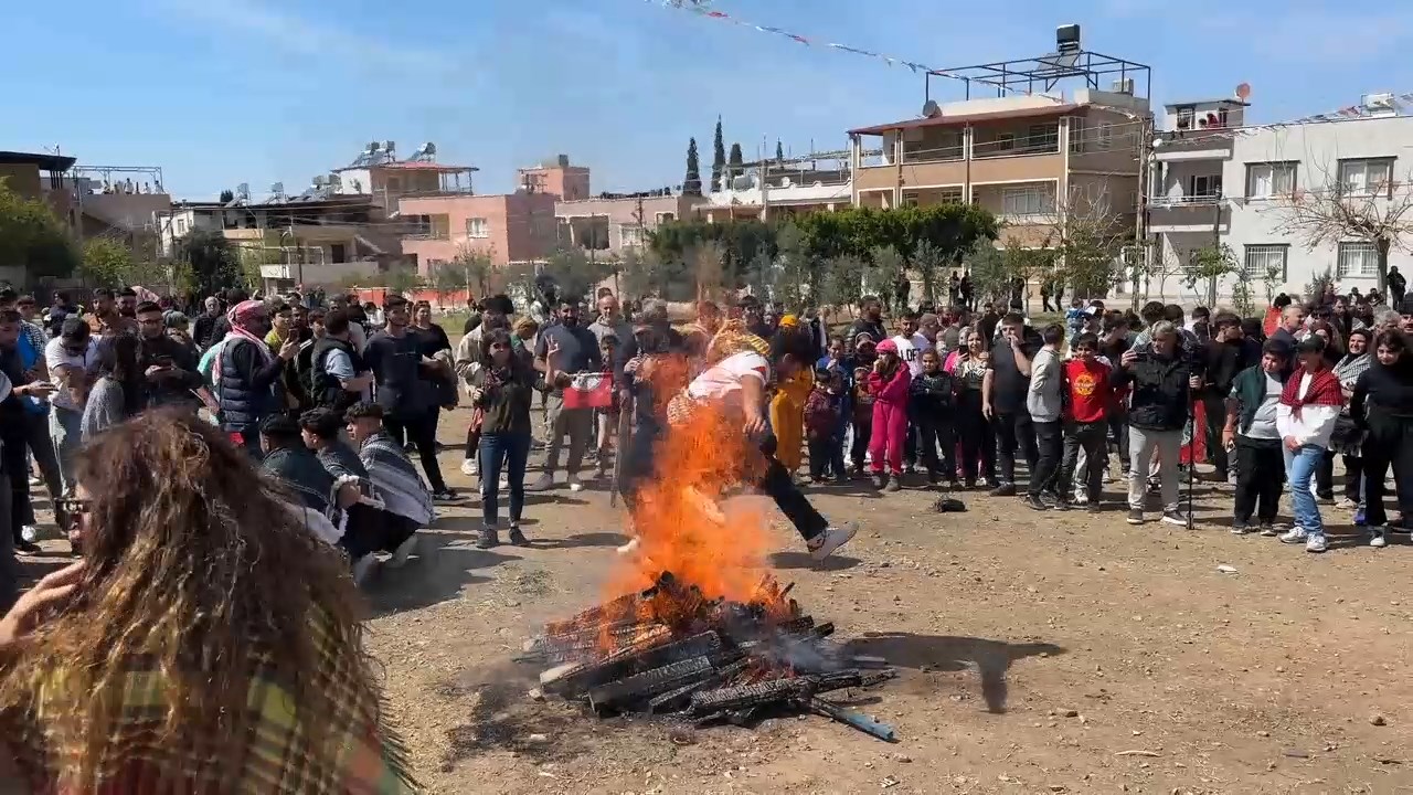 Nevruz Video.mp4 Snapshot 03.00.223