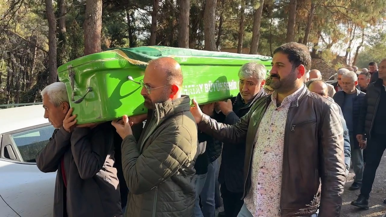Ahmet Mülayim .Mp4 Snapshot 02.22.755