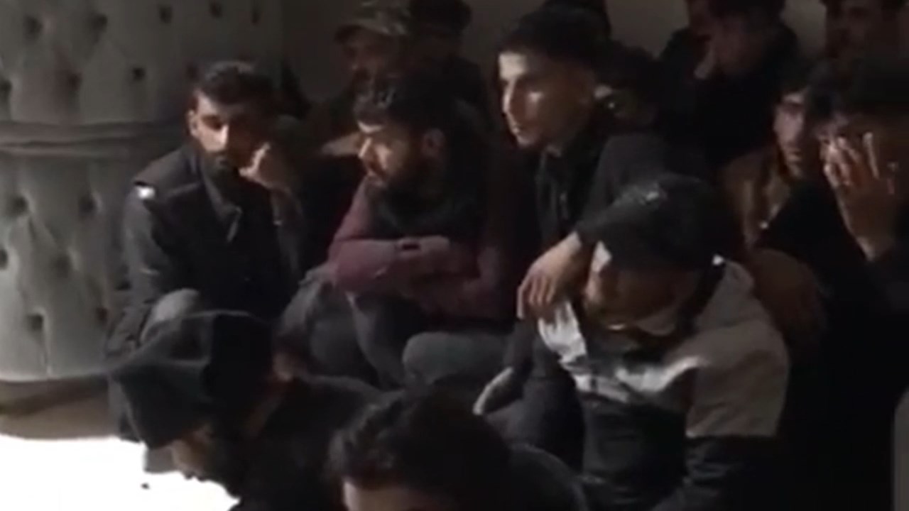 Duzensiz Gocmen 60.Mp4 Snapshot 00.03.881