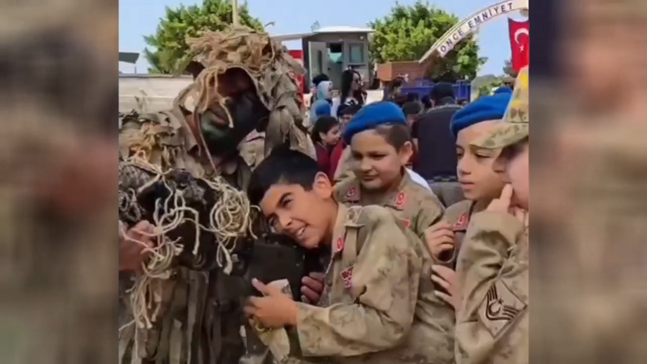 Gelecegin Komandolari.mp4 Snapshot 00.58.555