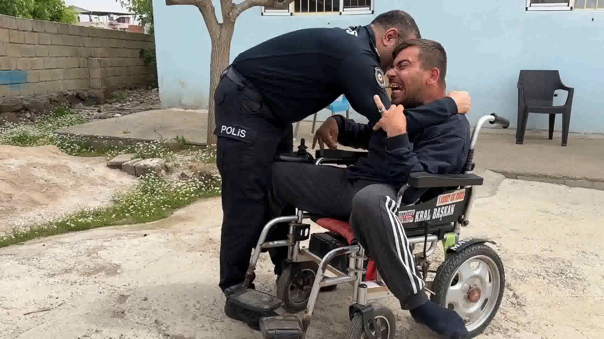 I M G 4885.Mp4 Snapshot 06.09.402