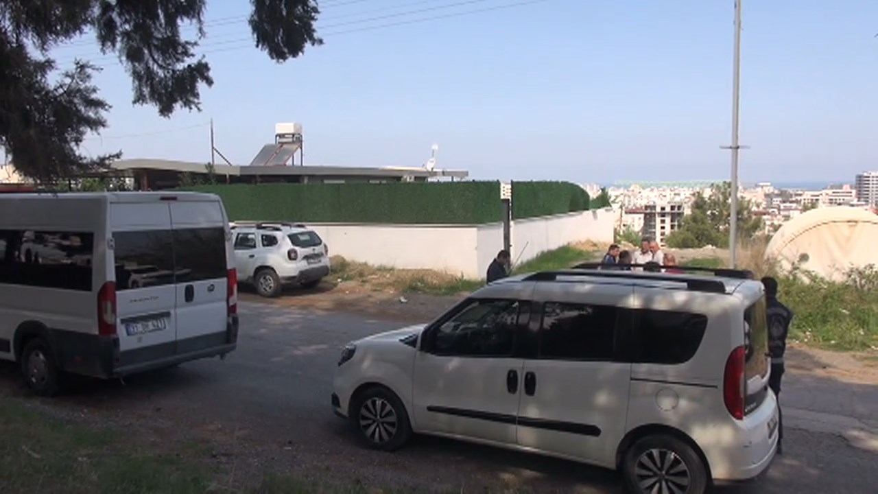 Kaçak Ev Yıkımı.mp4 Snapshot 00.10.360