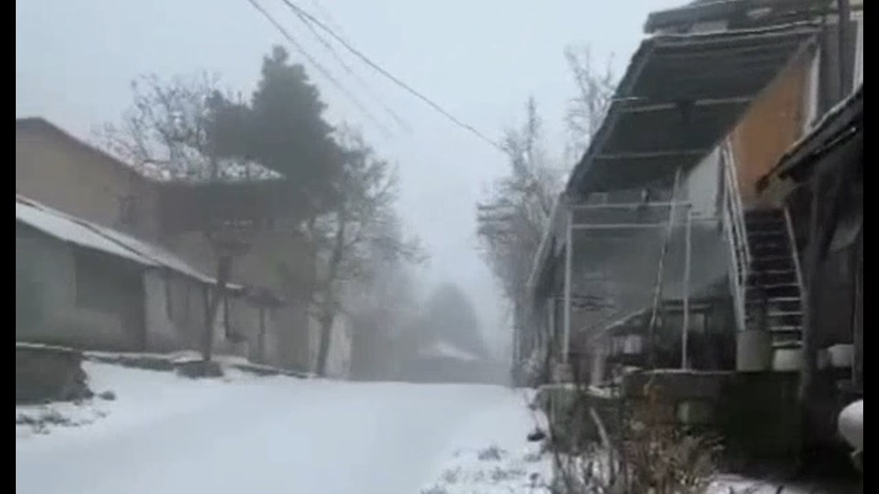 Nisanda Kar.mp4 Snapshot 00.33.610