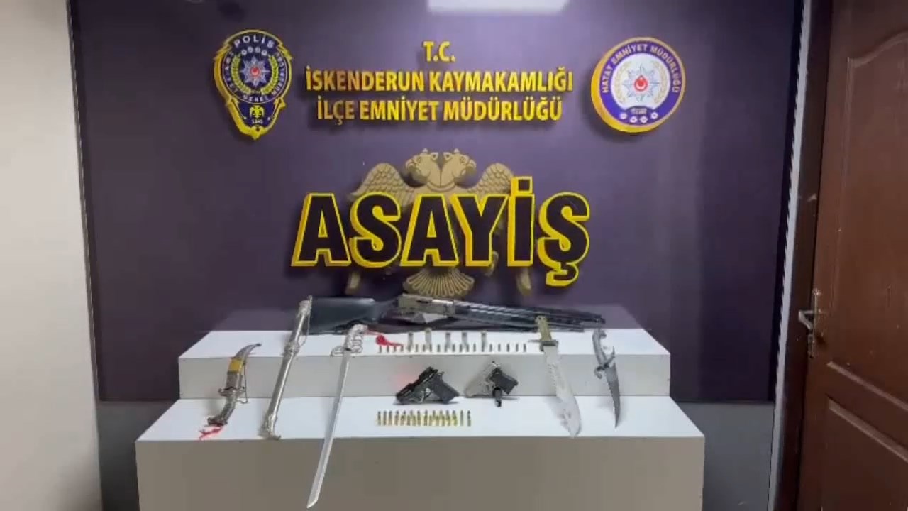 Yedi Adrese Operasyon.mp4 Snapshot 00.03.199