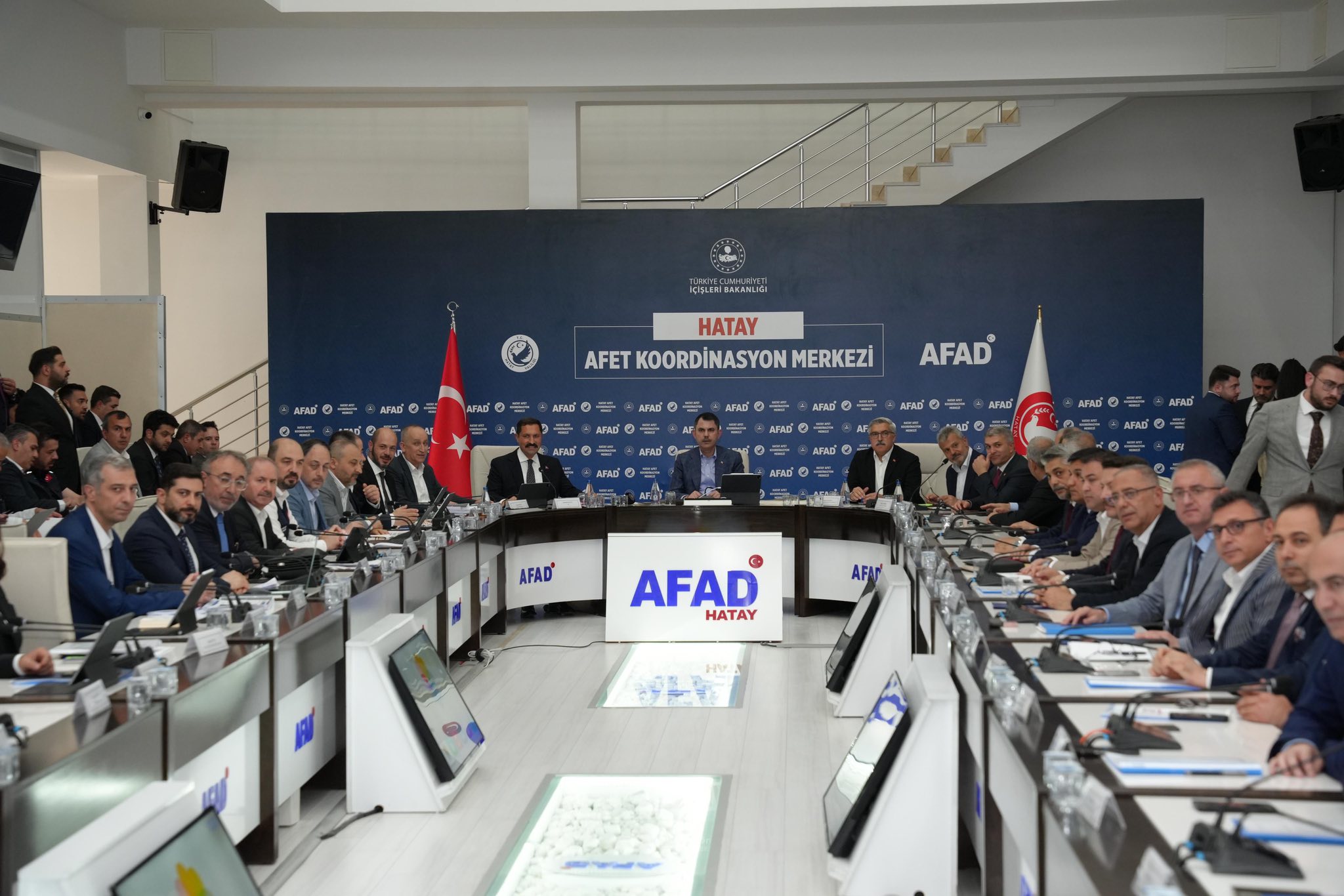 Bakan Kurum (1)