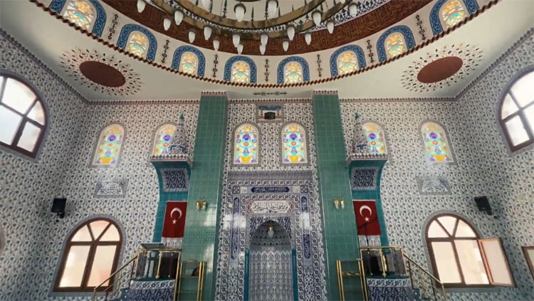Deprem Sonrasi Yapılan Cami+2