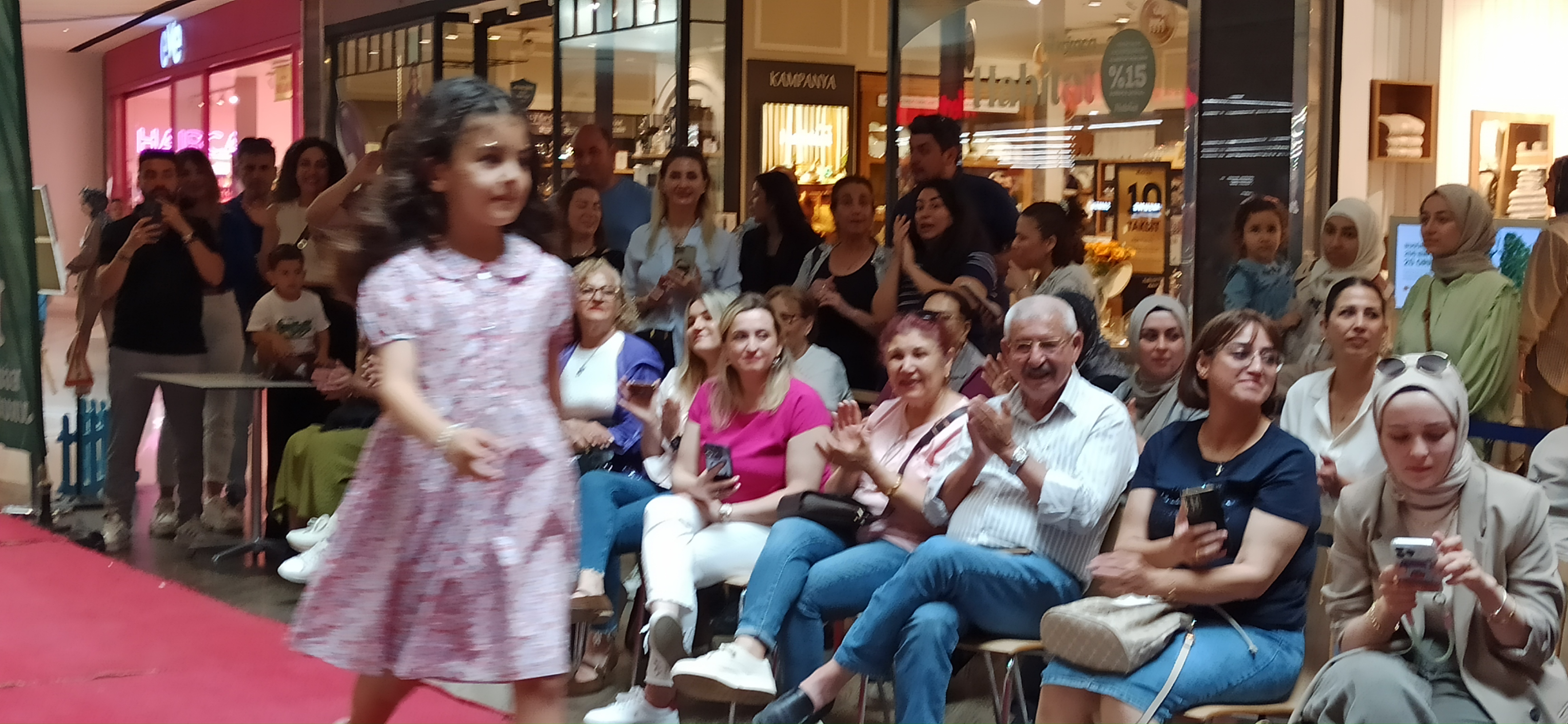 Dodi Defile (10)