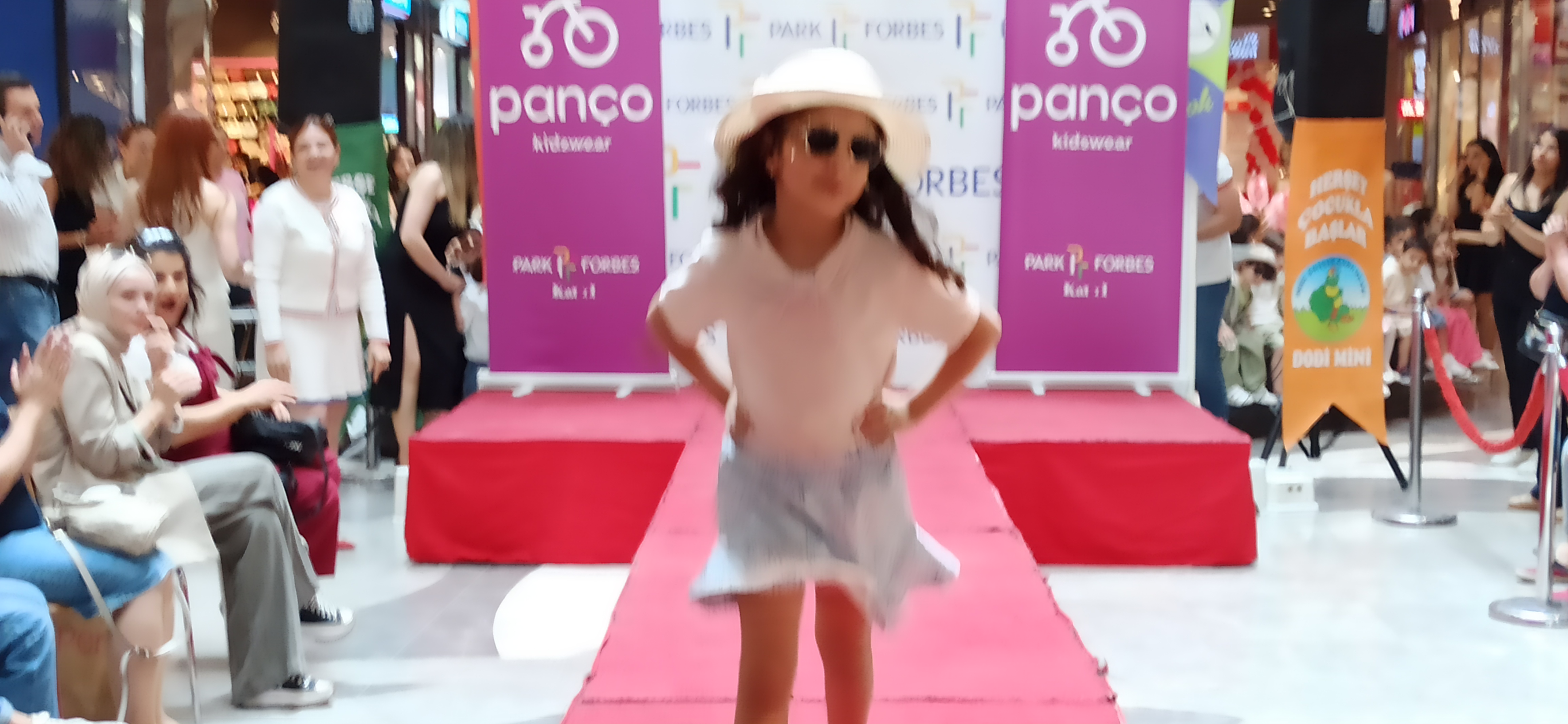 Dodi Defile (5)