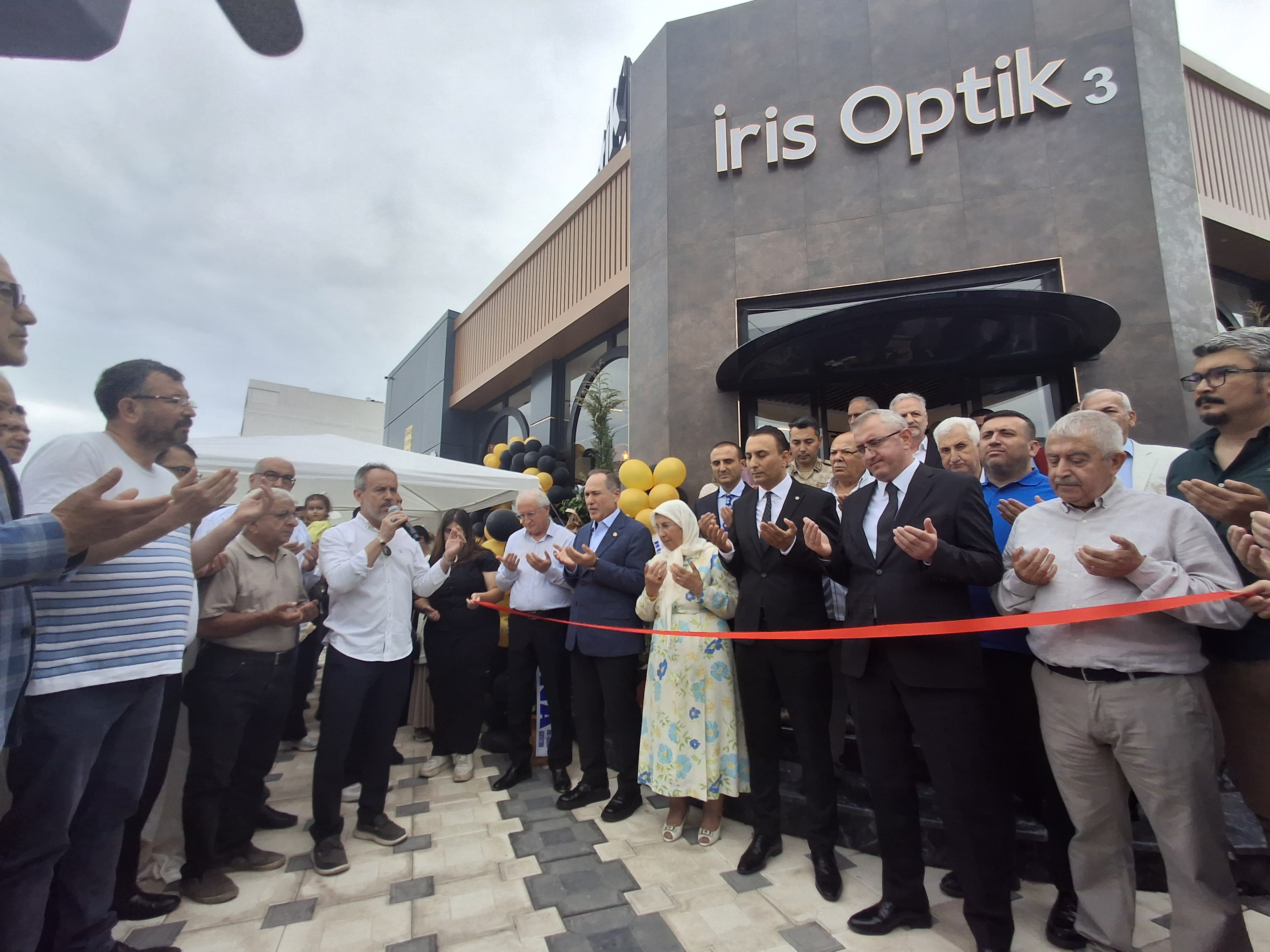 Iris Optik (1)