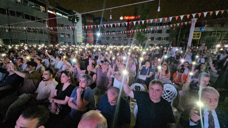 Bahcesehir Konser (10)
