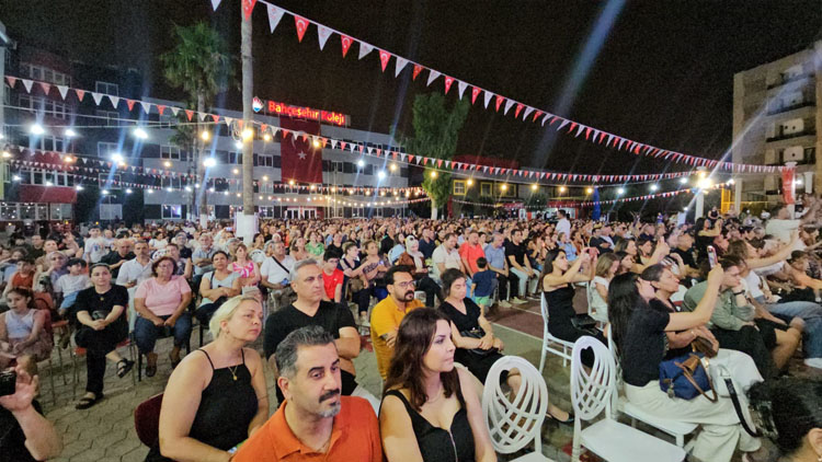 Bahcesehir Konser (13)