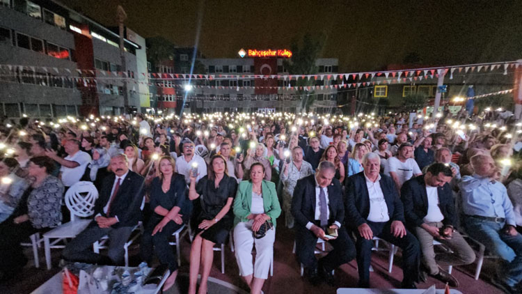 Bahcesehir Konser (16)