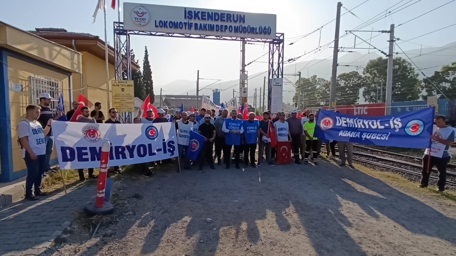 Demiryol Is Eylemde (1)
