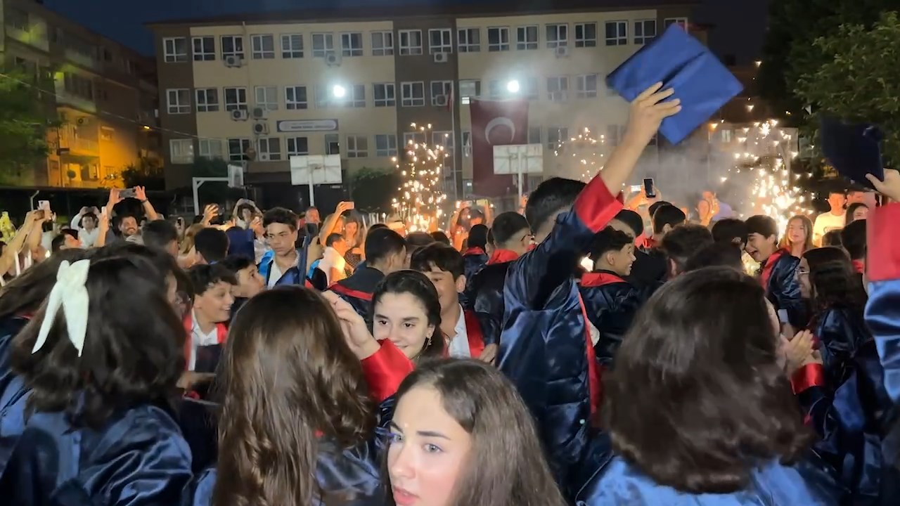 Namik Kemal Tören .Mp4 Snapshot 05.58.530