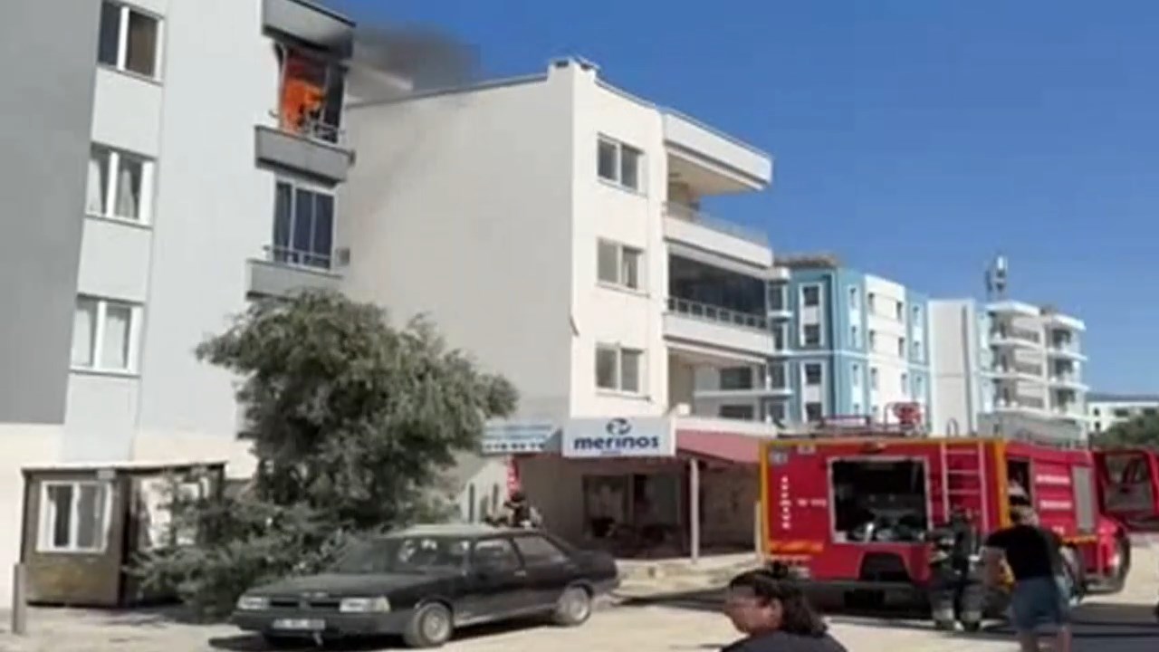 Dortkatli Binada Yangin.mp4 Snapshot 00.58.408