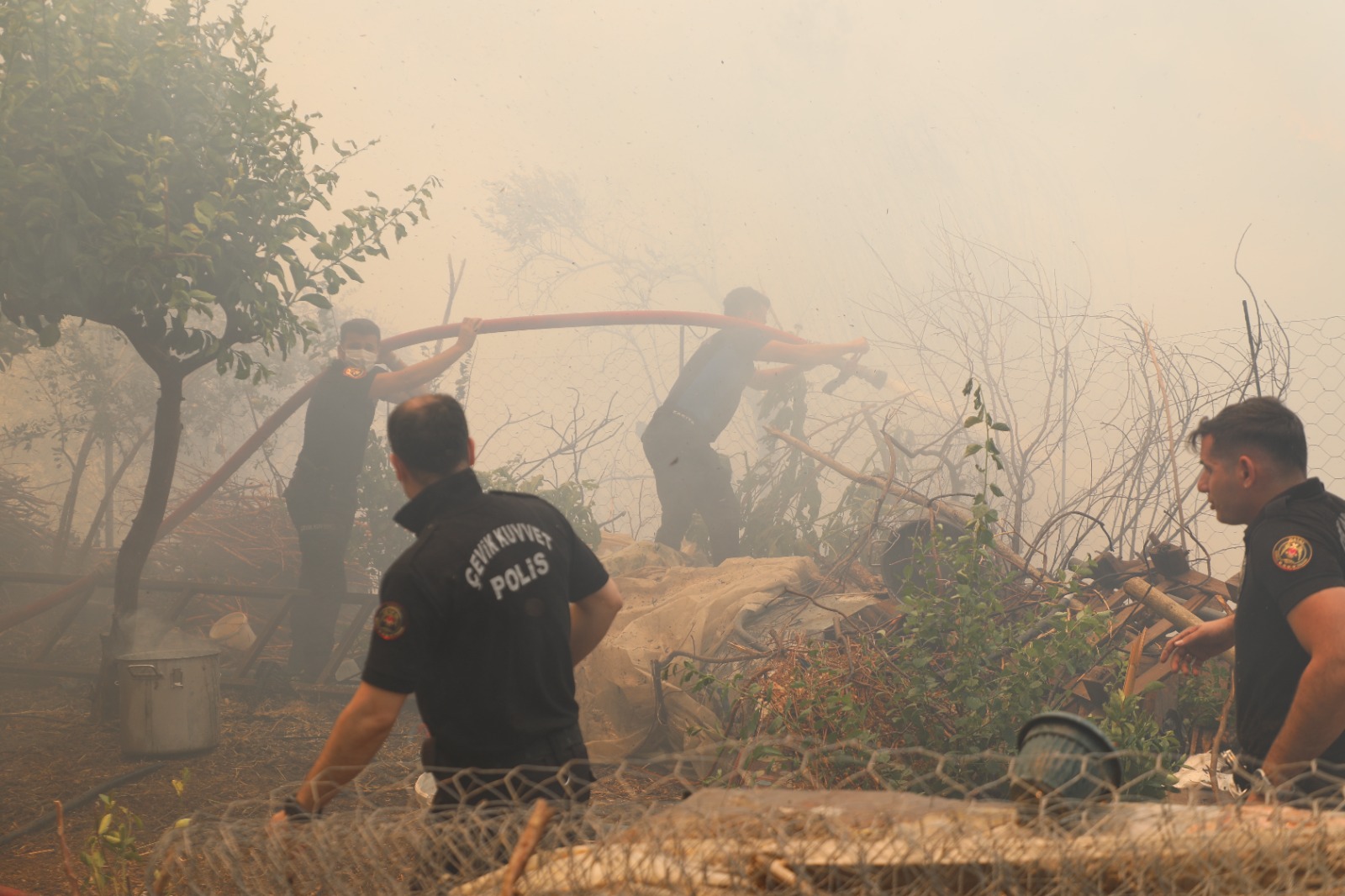 Hatayin Cigerleri Yaniyor (1)