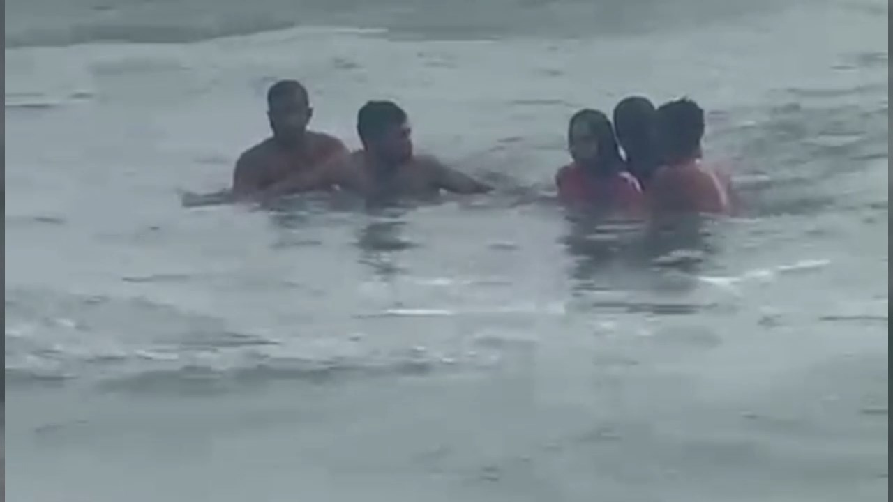 Samandag Bogulma Tehlikesi.mp4 Snapshot 00.45.699