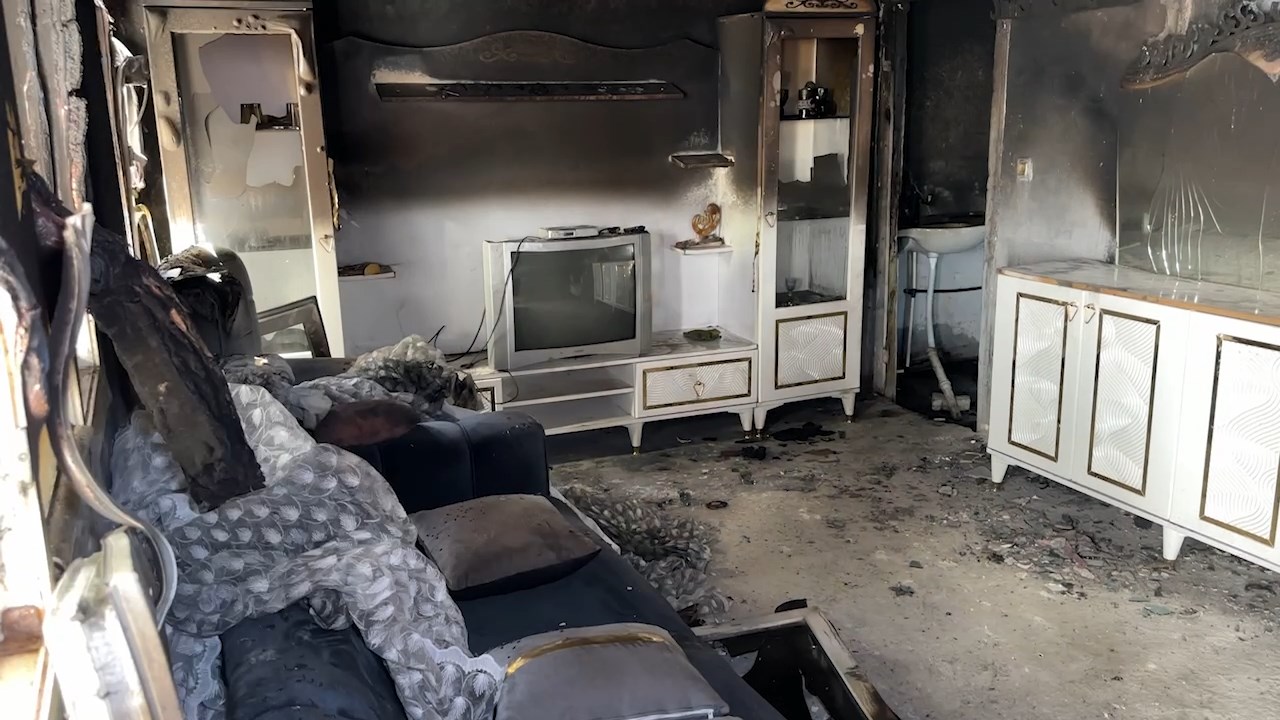 Yangın .Mp4 Snapshot 00.09.897