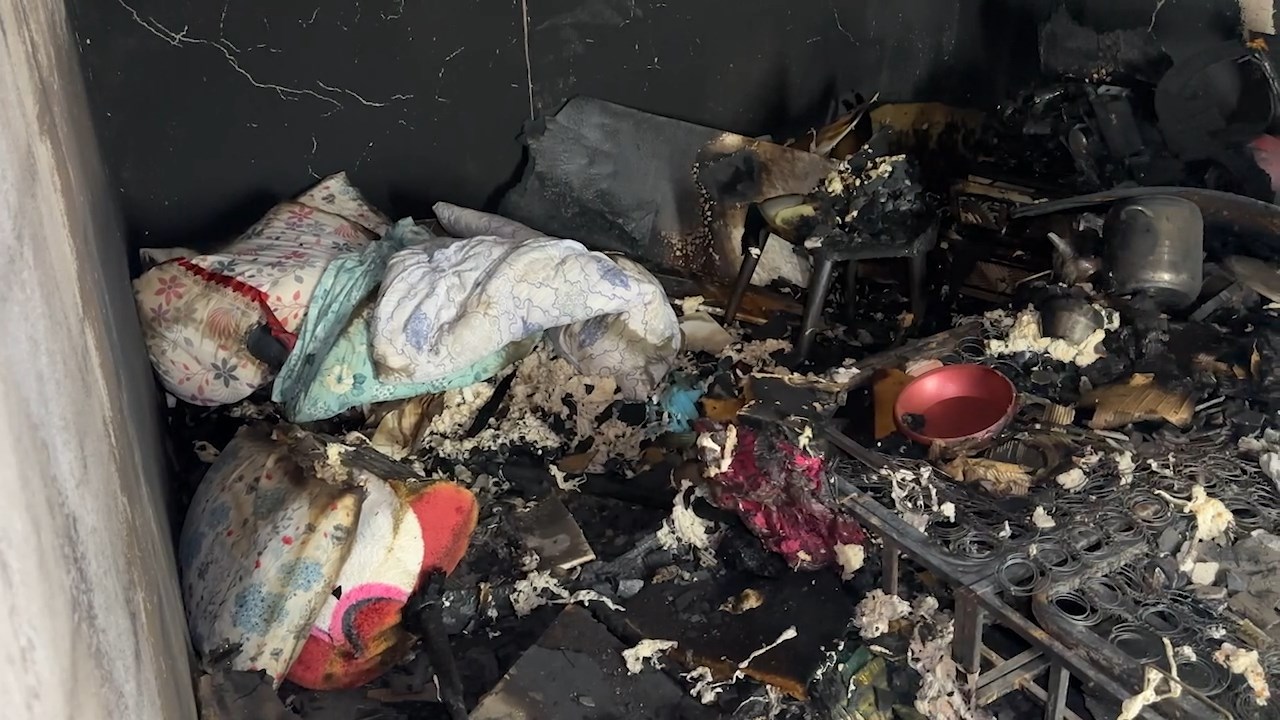 Yangın .Mp4 Snapshot 00.28.037