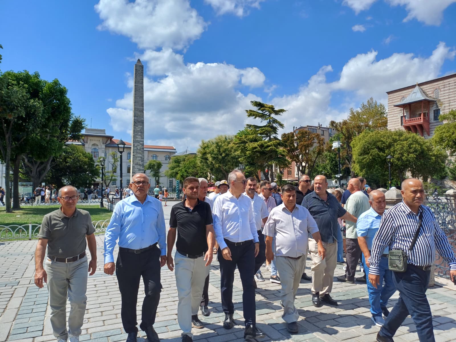 Yonden Muhtarlari Agirladi (7)