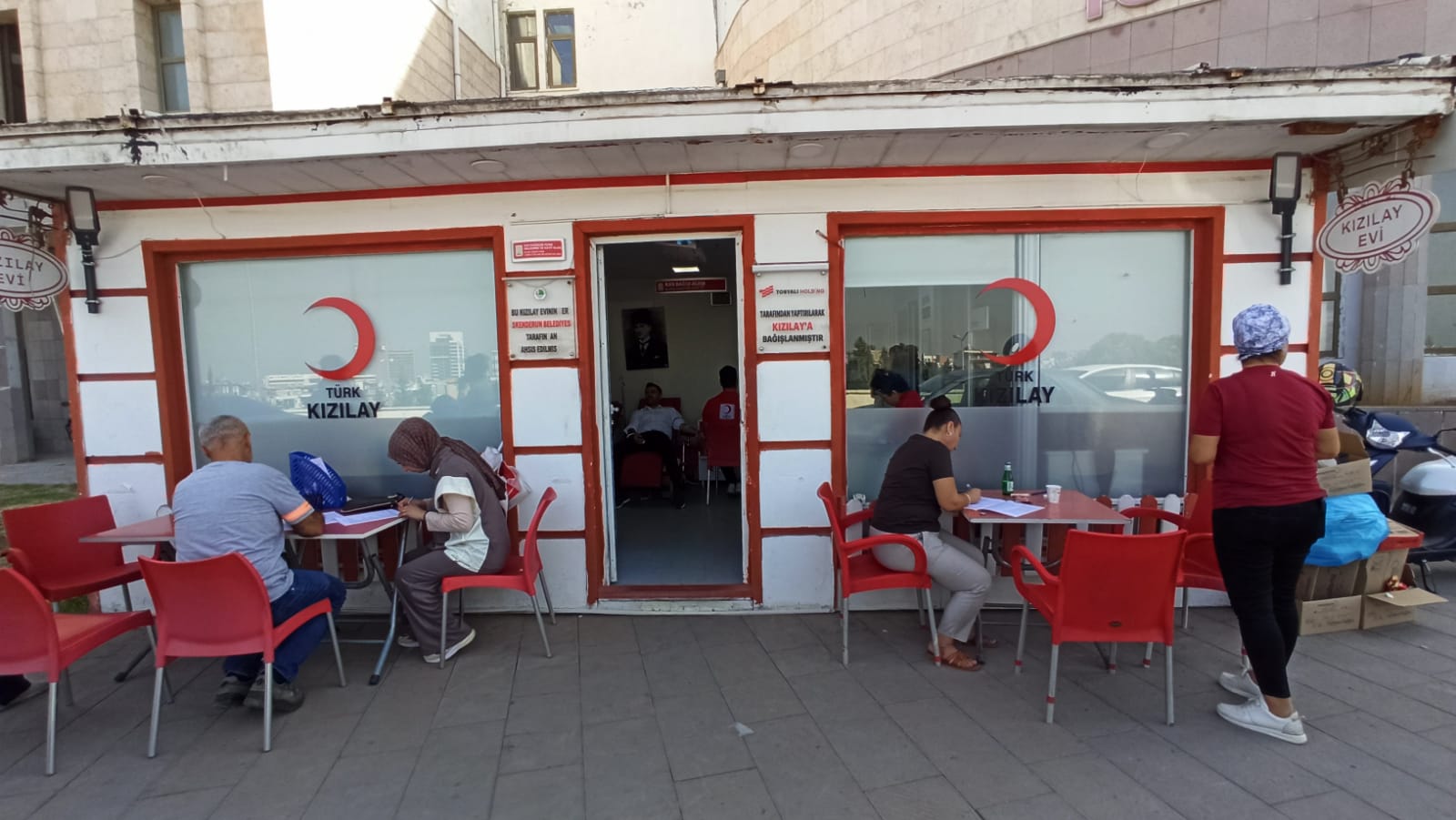 04D1E870 A380 4E4B B61C Db8Efe8A5Eb6