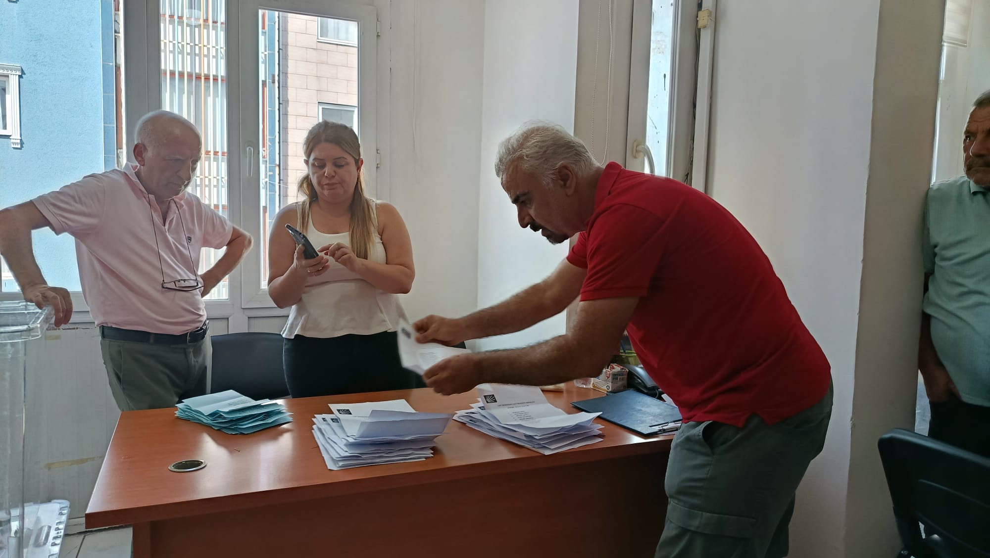 1564Fe43 Cd9C 4Cb1 816C E52B78C21Ab1