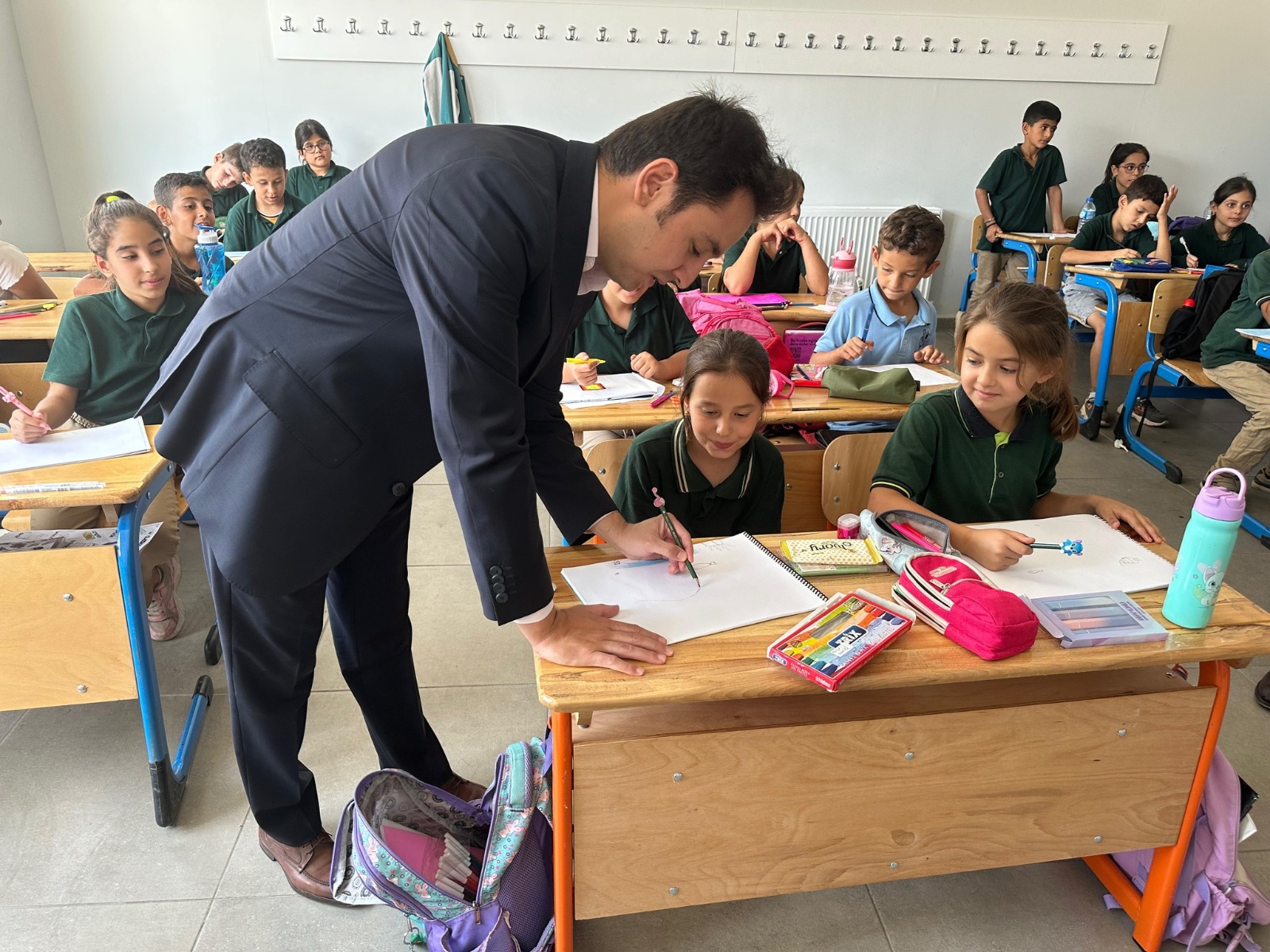 4Ffe4C48 636F 4B90 810E 453F21Cd0B60