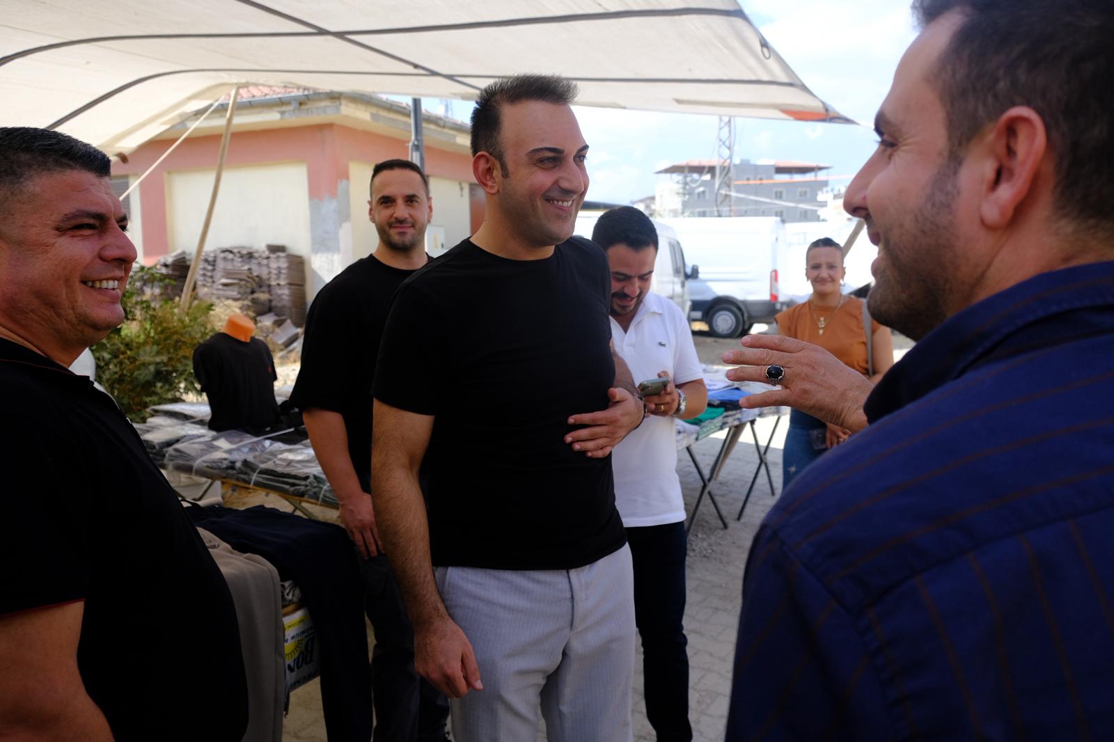 Baskan Ozgun Pazarda (3)