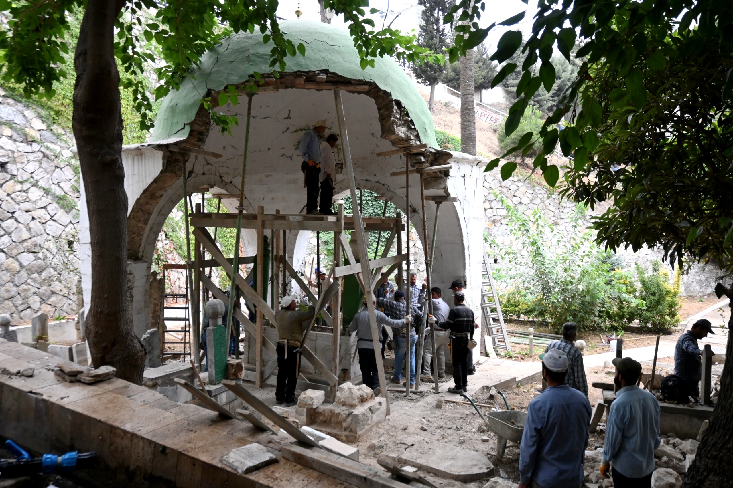 Gazi Abdurrahman Psa Turbe (1)