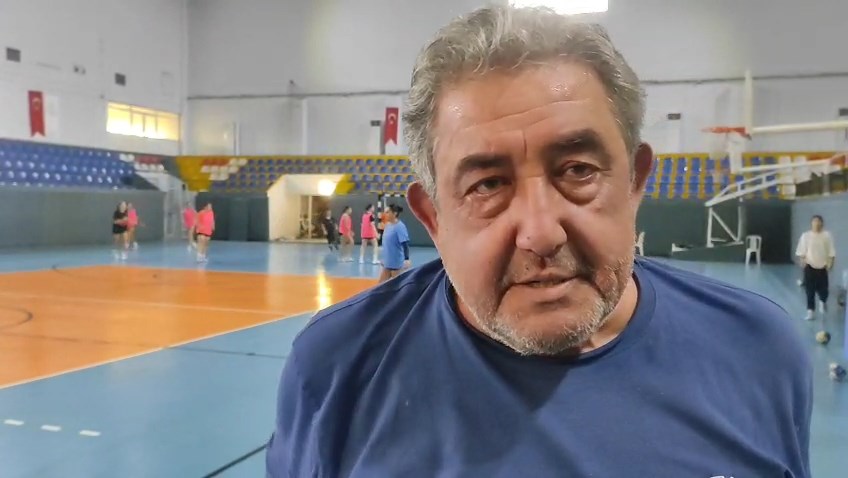 Isk Bel Kadin Hentbol Takimi (7)