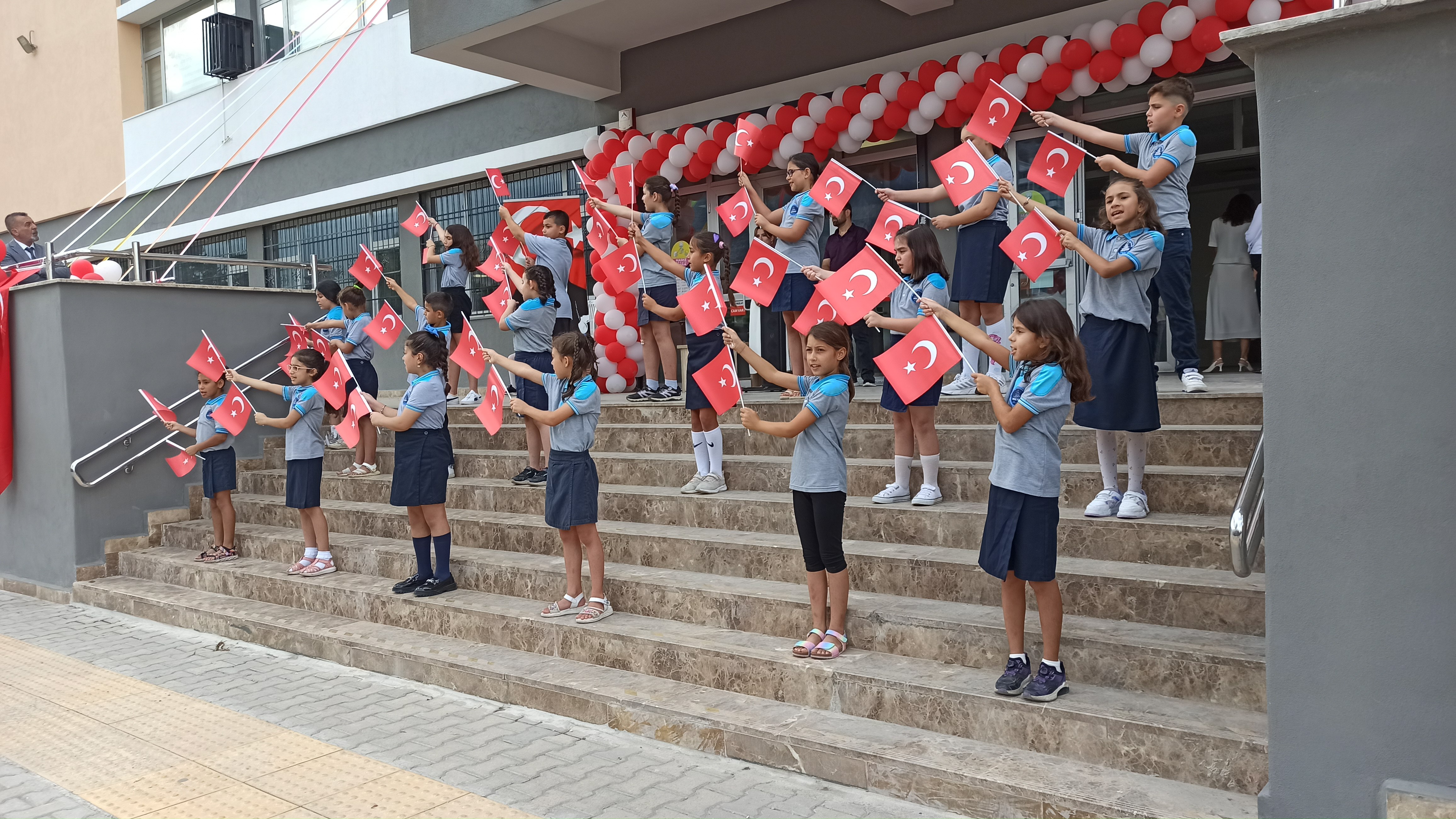 Oruc Reis Ilkokulu (1)