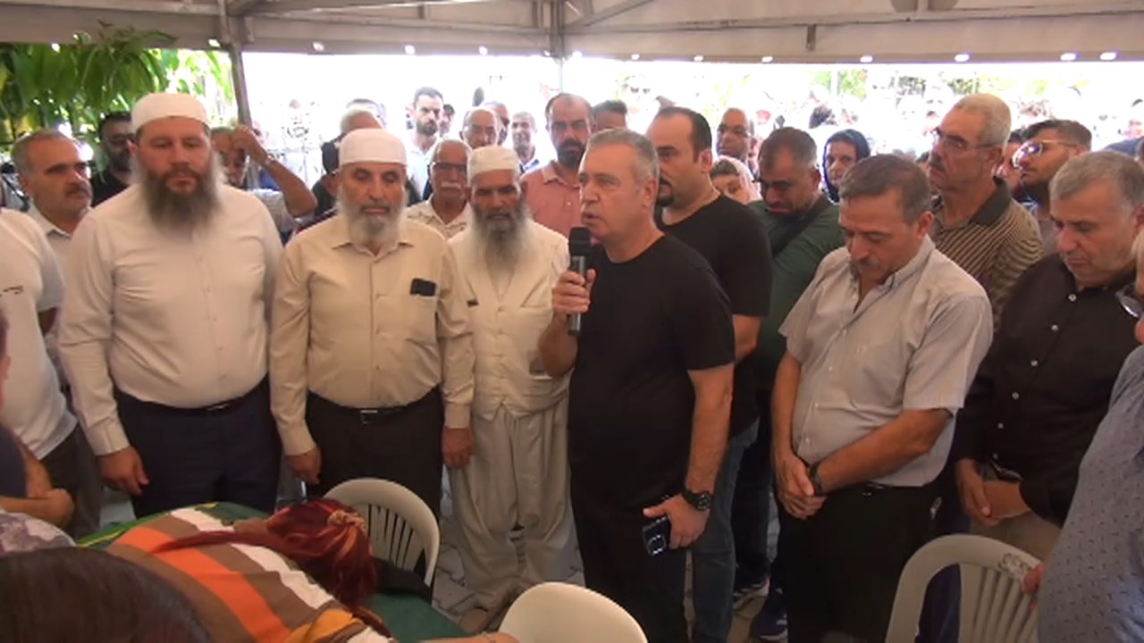 Uyar Topraga Verildi (2)